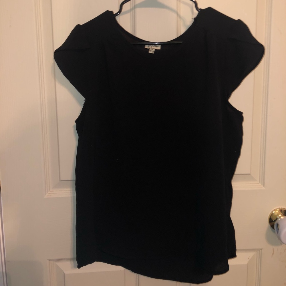 💙 $6 Women’s cute top